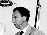        "" -         (1913-1976),    