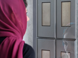  V&A Jameel Prize 3         ,     17 