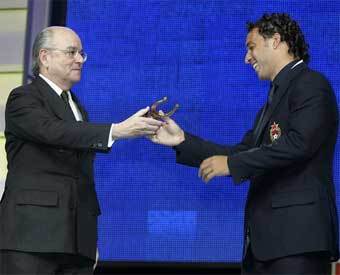 ������ �������� (������) �������� "������� �������" �� ��� ����� �������� � ������. ���� ������ ��������, ������������ "������", � ����� red-army.ru