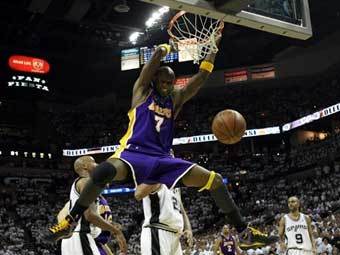 �������� ����� "���-�������"   "�������". ���� AFP