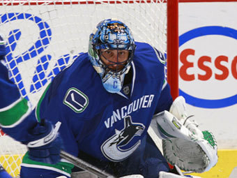 ������� ������. ���� � ����� canucks.nhl.com