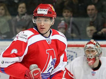 ������� ������ �� ����� ����� "���������" - "�������". ���� � ����� lokomotiv.yar.ru