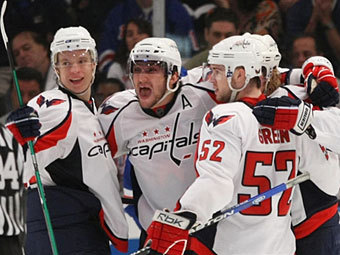 ��������� ������� (� ������) � ��� �������� ��������� ��� � ������ "���-���� ���������". ���� &copy;AFP