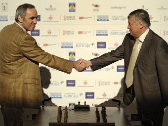 ����� �������� (�����) � �������� ������ ����� �����. ���� &copy;AFP