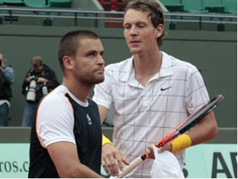 ������ ����� (�����) � ����� ������ �� ����� ����� 1 ����. ���� &copy;AFP