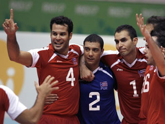 ������� ������� ( 2) � ���������� �� ������� ������-����. ���� &copy;AFP