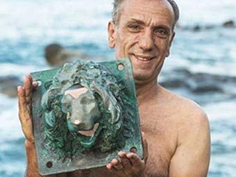    theartnewspaper.com