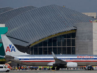  American Airlines.  Reuters