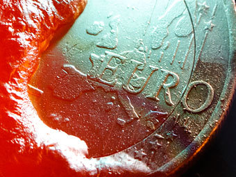  Reuters