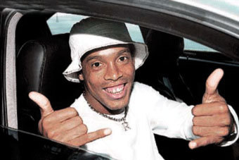 ������ ��������� ���� 2004 ���� �������� ����������. ���� ����� fcbarcelona.ru